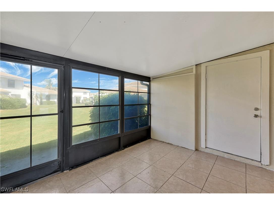 146 Clyburn Way W #I-6 Marco Island FL 34145 223080757 image1