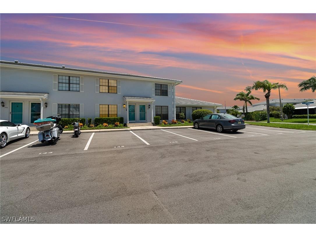 146 Clyburn Way W #I-6 Marco Island FL 34145 226010224 image1