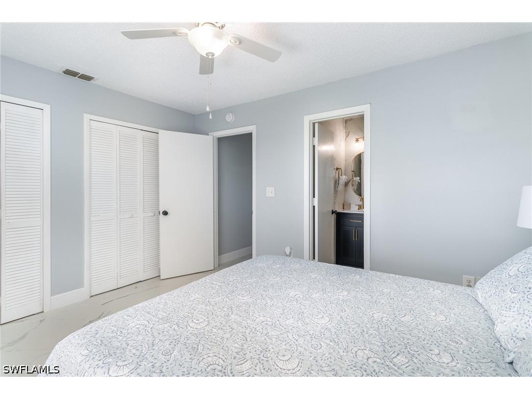146 Clyburn Way W #I-6 Marco Island FL 34145 226019300 image17
