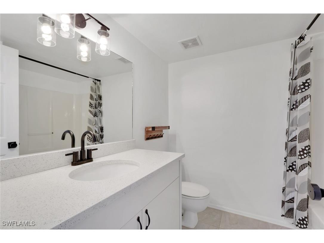 146 Cypress Way E #7 Naples FL 34110 225078617 image22