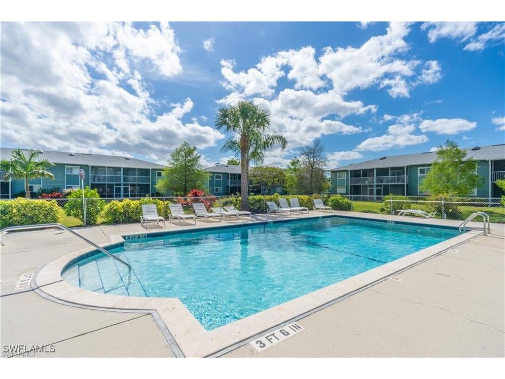 146 Cypress Way E #7 Naples FL 34110 225078617 image25