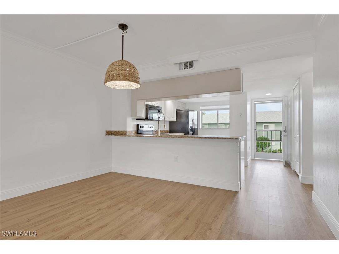 146 Cypress Way E #807 Naples FL 34110 225078614 image8