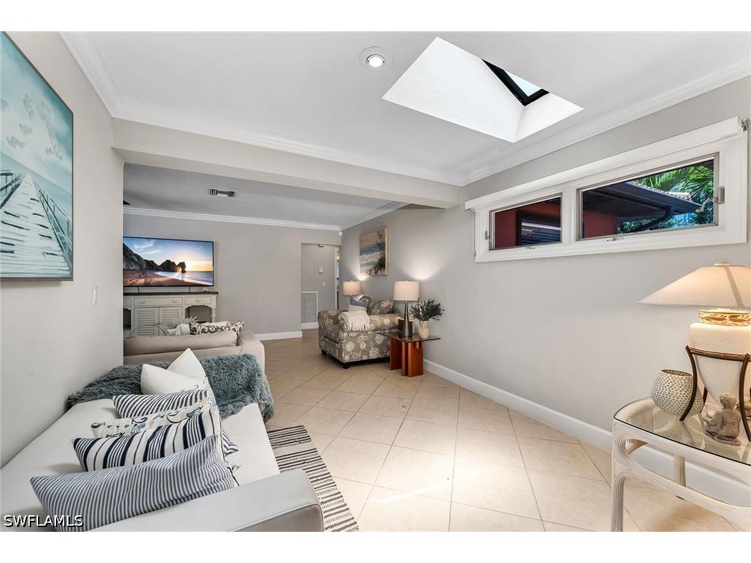146 Greenbrier Street Marco Island FL 34145 226016733 image8