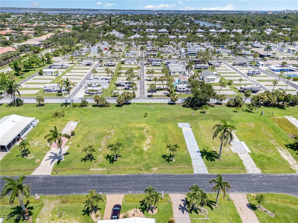 146 Raintree Lane Fort Myers FL 33908 2025019452 image2