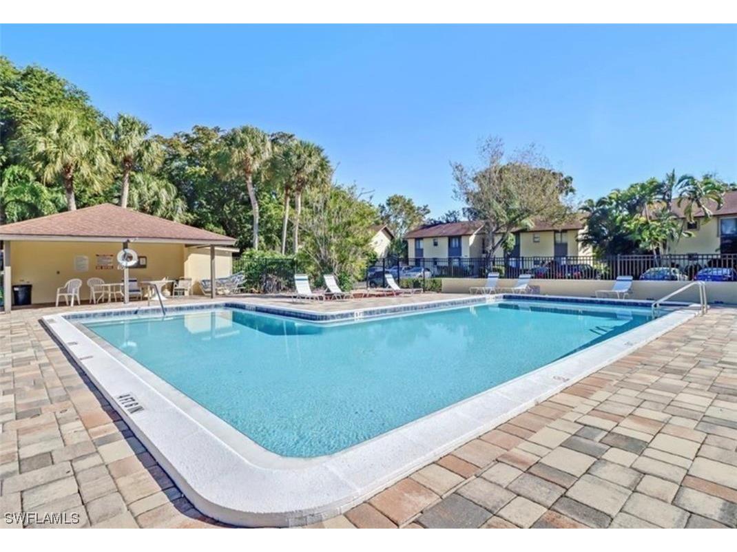 1460 Green Valley Circle #401 Naples FL 34104 223059682 image1