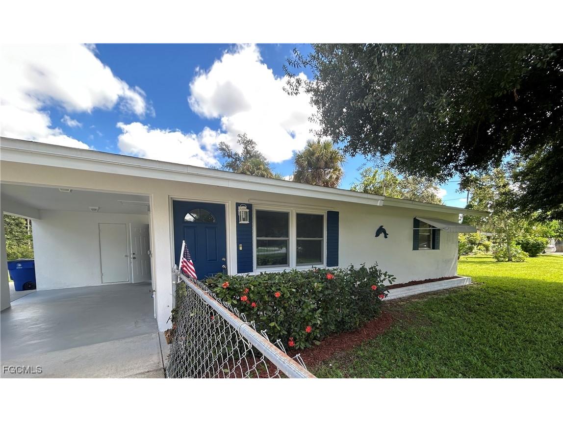 1460 Maranatha Drive North Fort Myers FL 33903 2025015855 image1