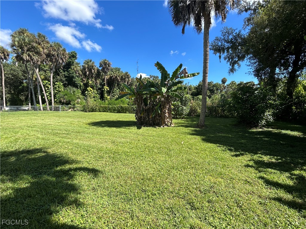 1460 Maranatha Drive North Fort Myers FL 33903 2025015855 image25