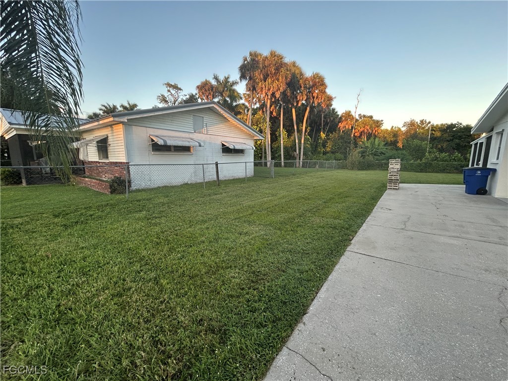 1460 Maranatha Drive North Fort Myers FL 33903 2025015855 image26