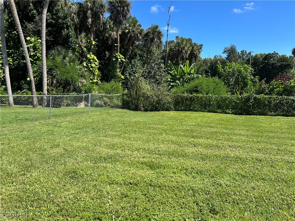 1460 Maranatha Drive North Fort Myers FL 33903 2025015855 image32