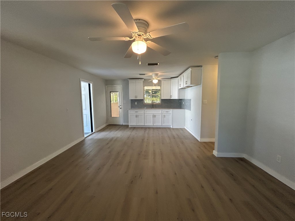 1460 Maranatha Drive North Fort Myers FL 33903 2025015855 image8