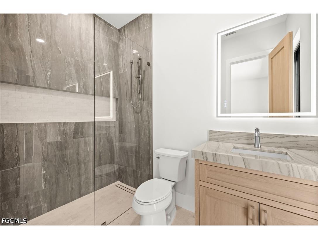 1460 Venetian Court Cape Coral FL 33904 2026021498 image25