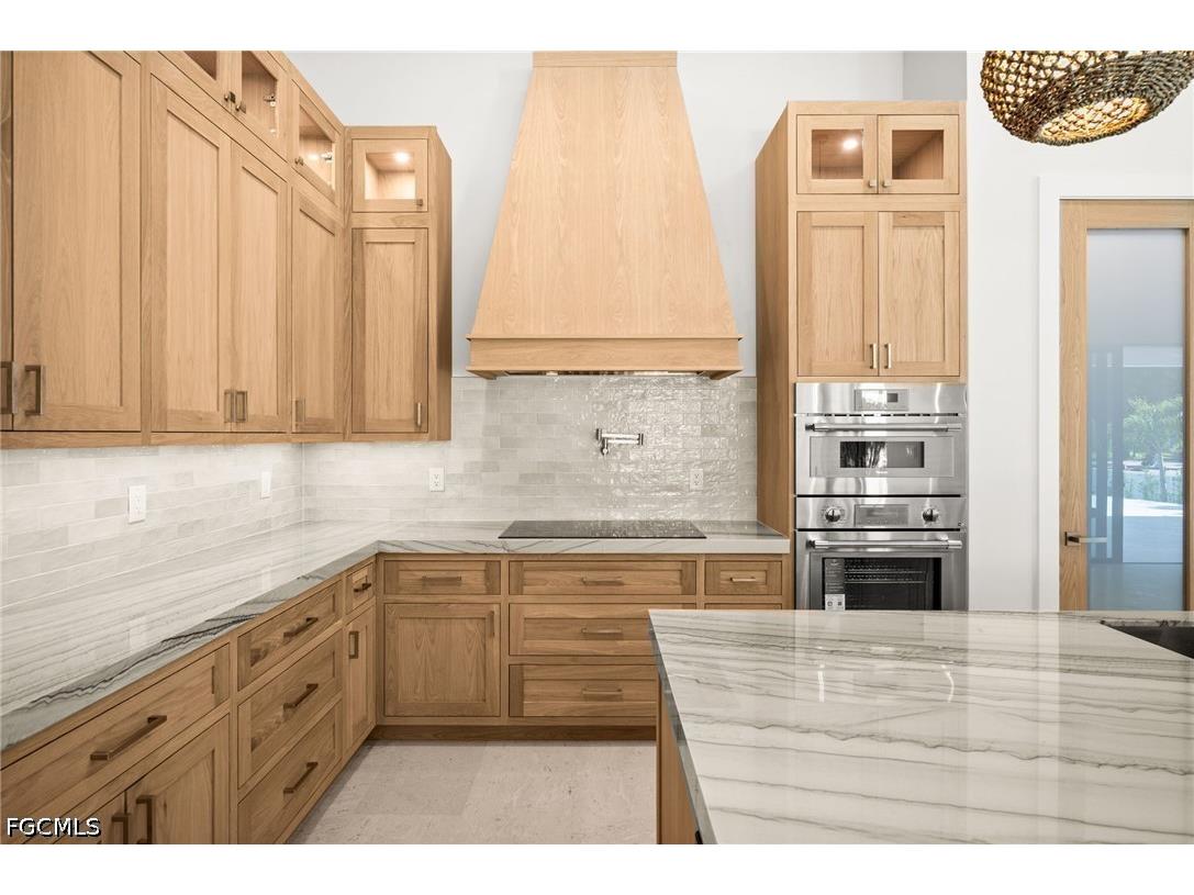 1460 Venetian Court Cape Coral FL 33904 2026021498 image8