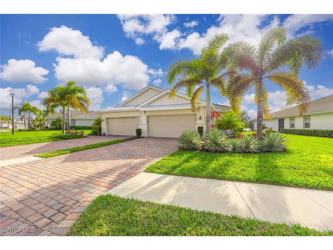 14610 Edgewater Circle Naples FL 34114 226001861 image1