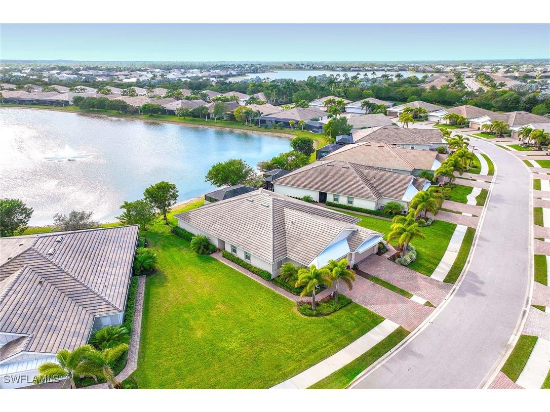 14610 Edgewater Circle Naples FL 34114 226001861 image2