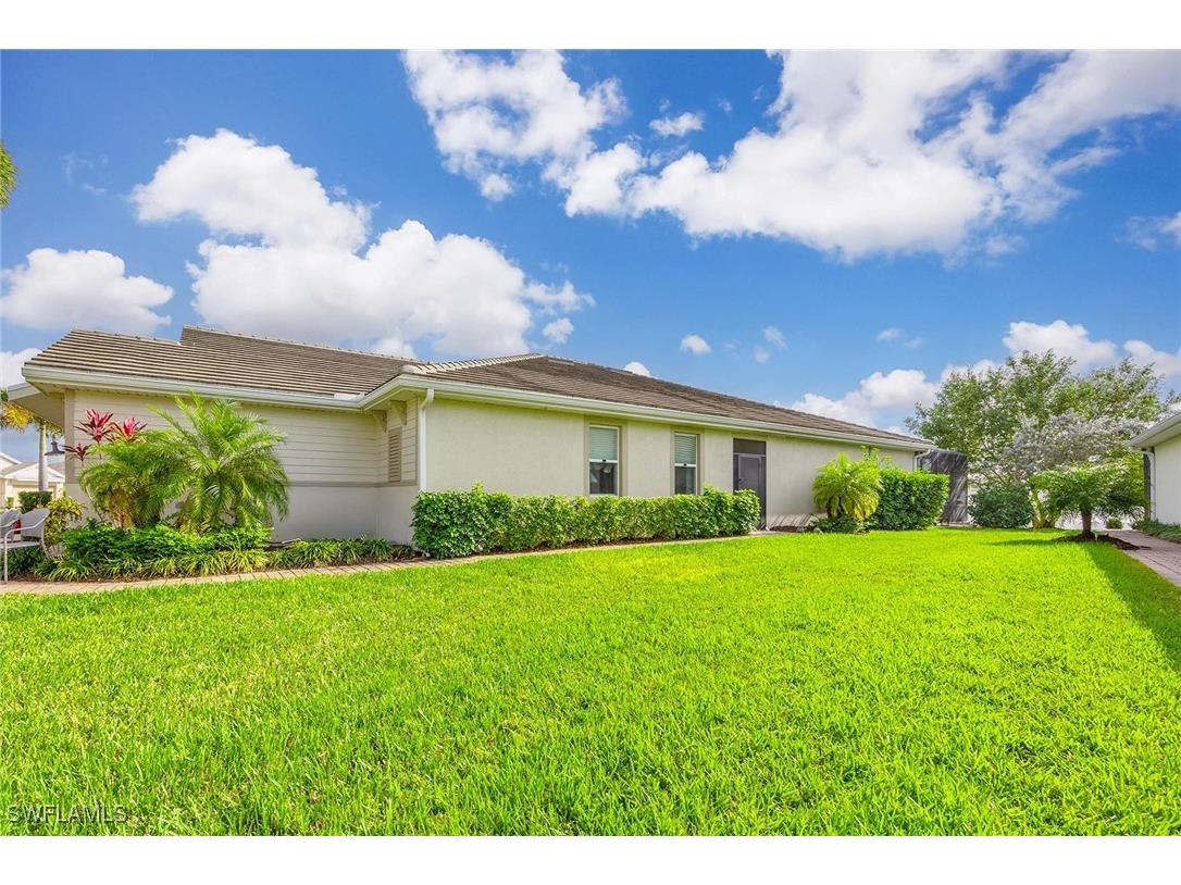 14610 Edgewater Circle Naples FL 34114 226001861 image3