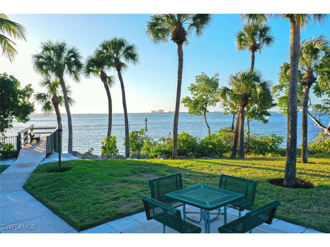 14610 Laguna Drive Fort Myers FL 33908 226004266 image36