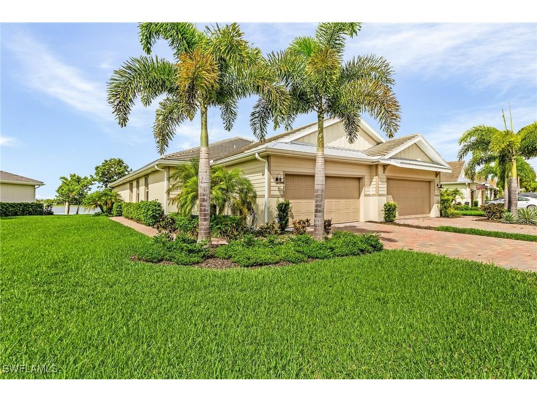 14618 Edgewater Circle Naples FL 34114 224070101 image1