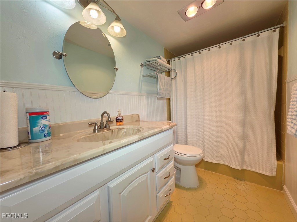 1462 Myerlee Country Club Boulevard #2F Fort Myers FL 33919 2025019334 image13