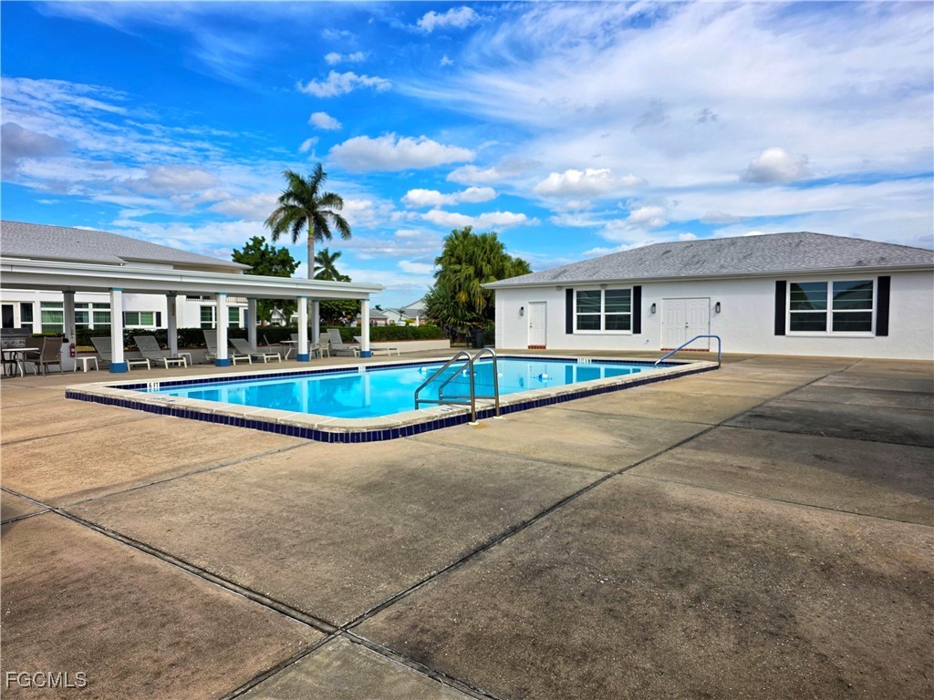 1462 Myerlee Country Club Boulevard #2F Fort Myers FL 33919 2025019334 image36