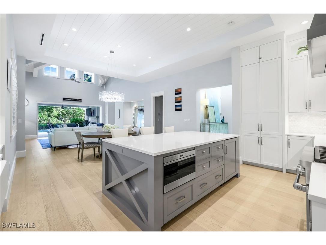 1463 2nd Avenue S Naples FL 34102 224059537 image10