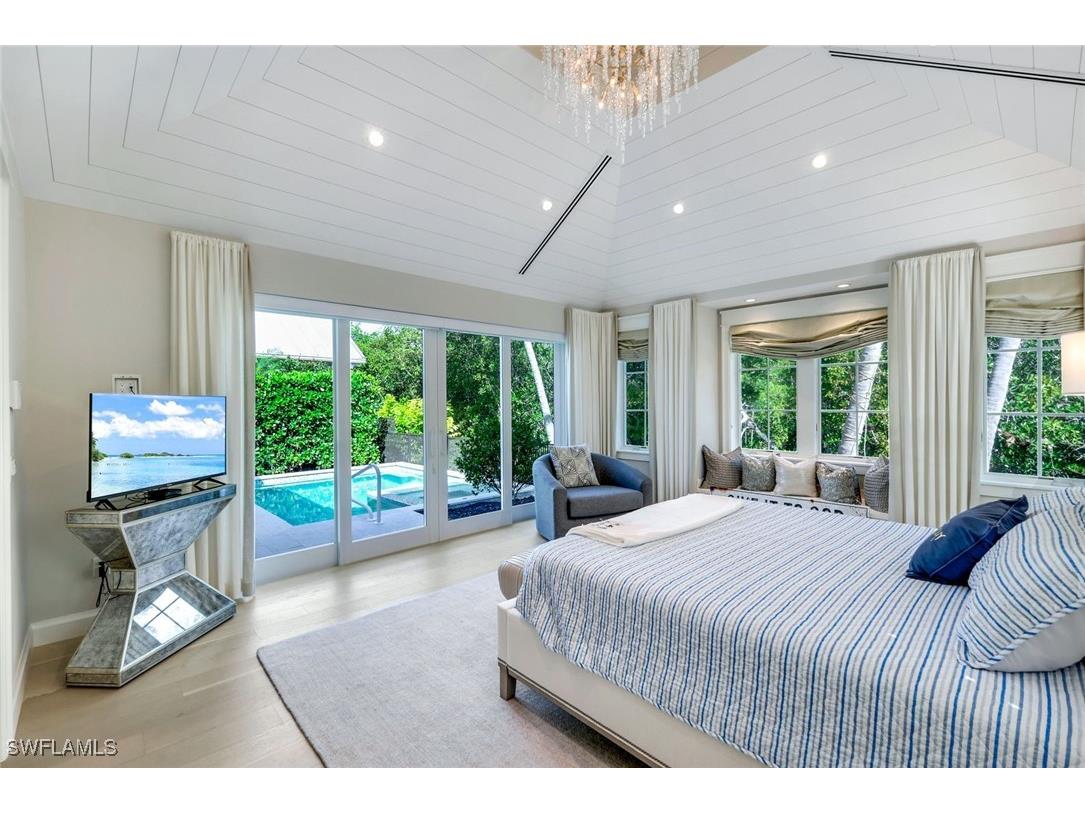 1463 2nd Avenue S Naples FL 34102 224059537 image14