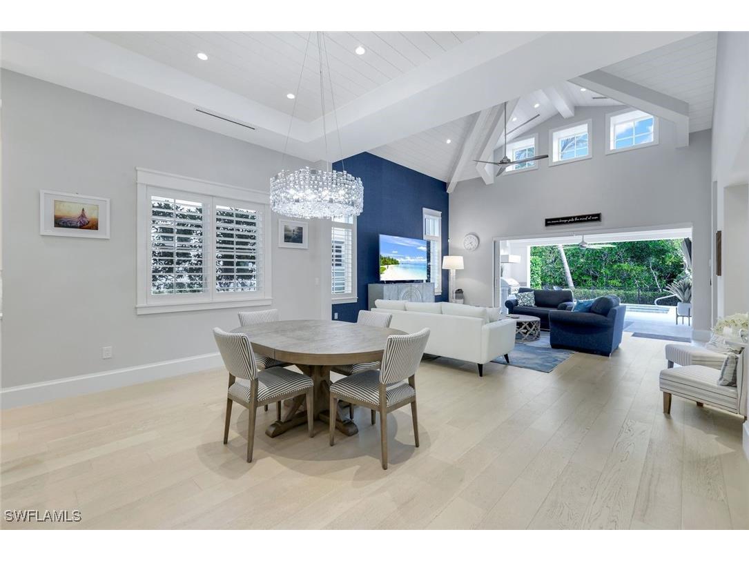 1463 2nd Avenue S Naples FL 34102 224059537 image4