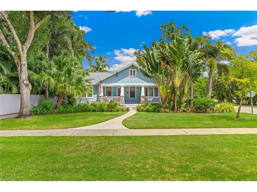 1463 Poinciana Avenue Fort Myers FL 33901 2025011059 image1
