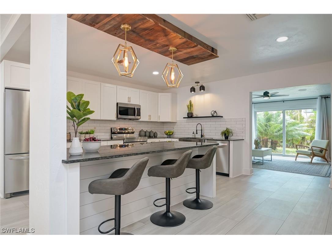 1463 Sandra Drive Fort Myers FL 33901 223072524 image1