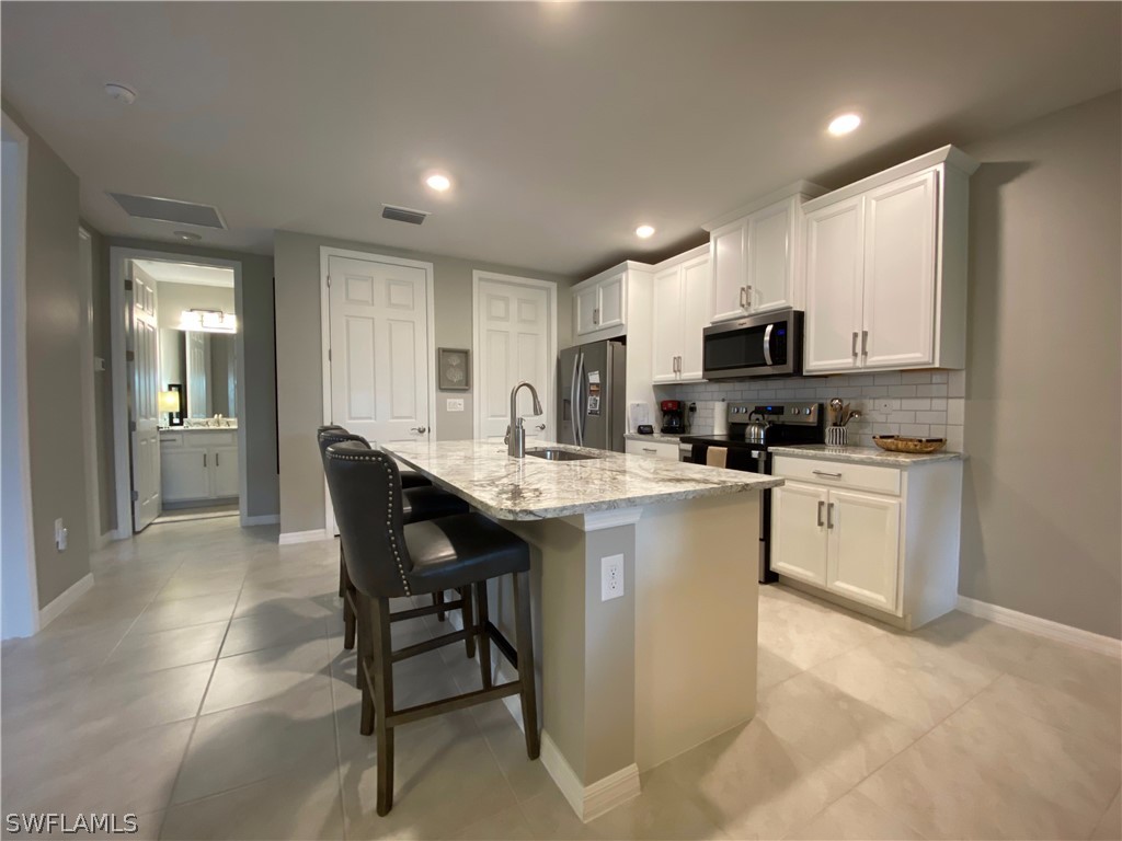 14639 Edgewater Circle Naples FL 34114 226010250 image2