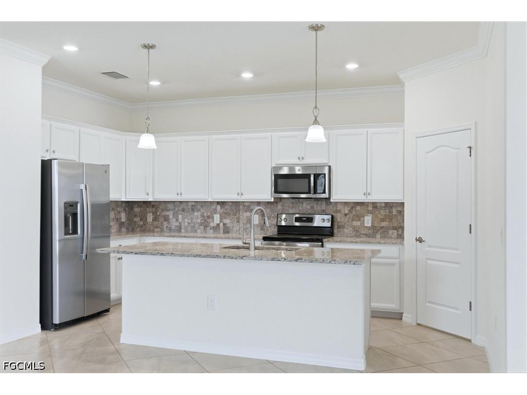 14639 Monrovia Lane Fort Myers FL 33905 2026018039 image5