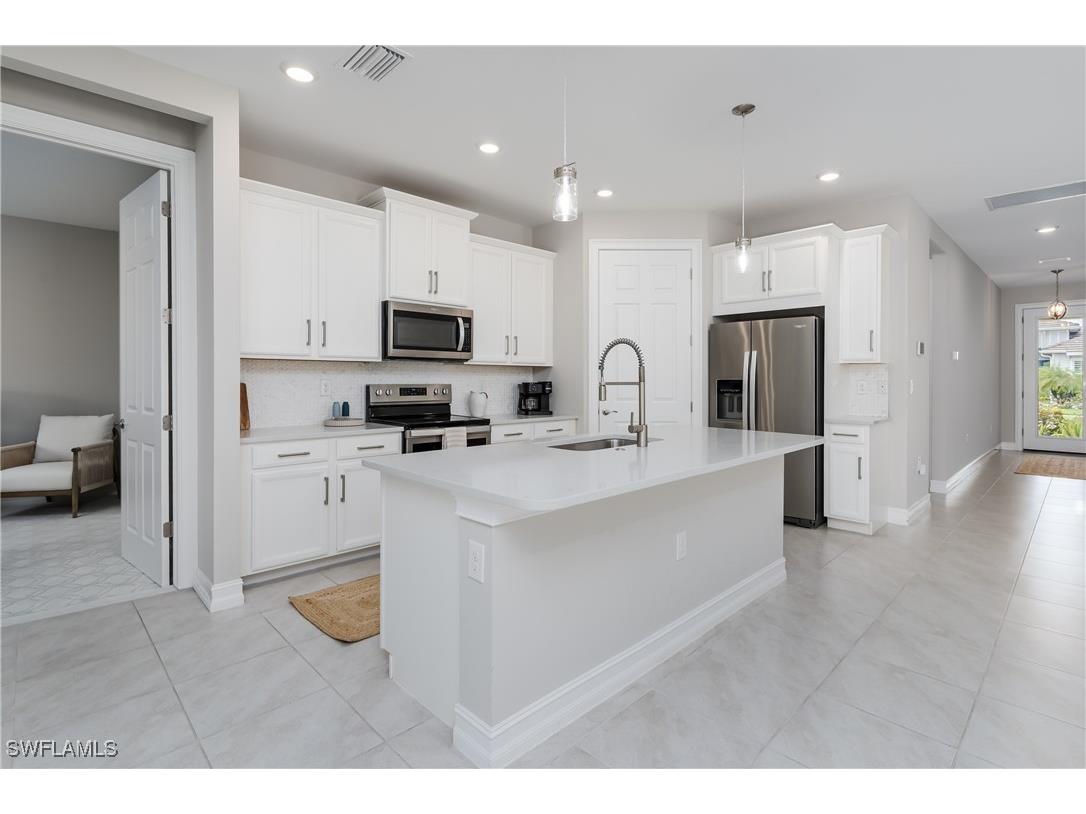 14643 Stillwater Way Naples FL 34114 225081379 image10