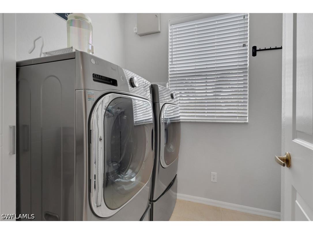 1465 Mariposa Circle #201 Naples FL 34105 226013584 image23