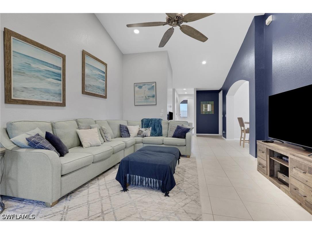 1465 Mariposa Circle #201 Naples FL 34105 226013584 image7