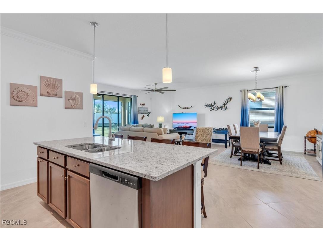 14650 Cantabria Drive Fort Myers FL 33905 2025021117 image10