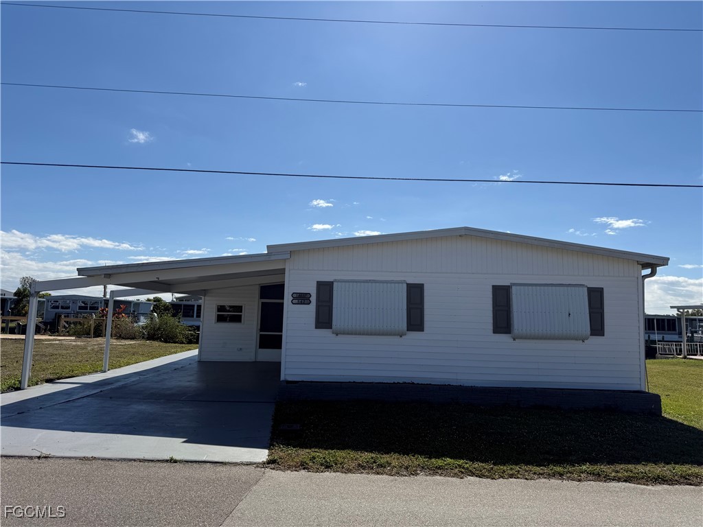 14657 Paul Revere Loop North Fort Myers FL 33917 2026005612 image1