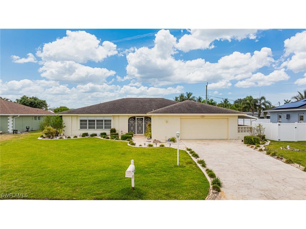 1466 Cumberland Court Fort Myers FL 33919 225047267 image1