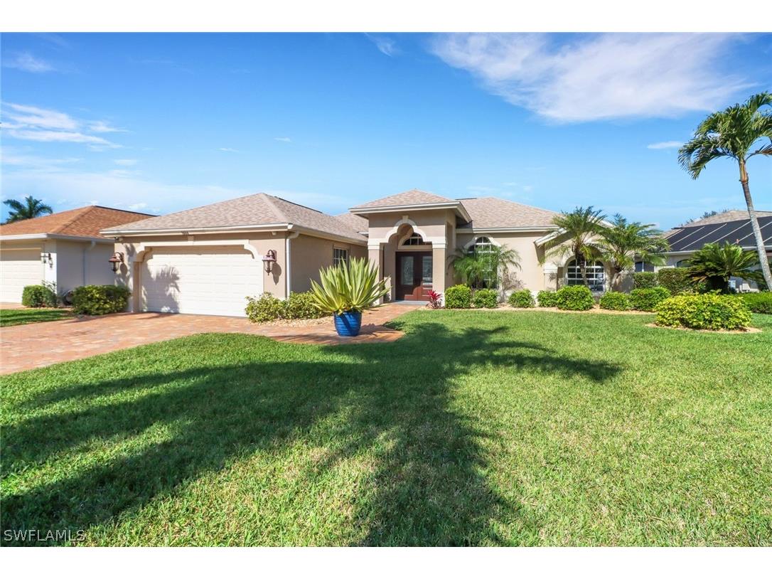 1466 Vintage Lane Naples FL 34104 226011232 image2