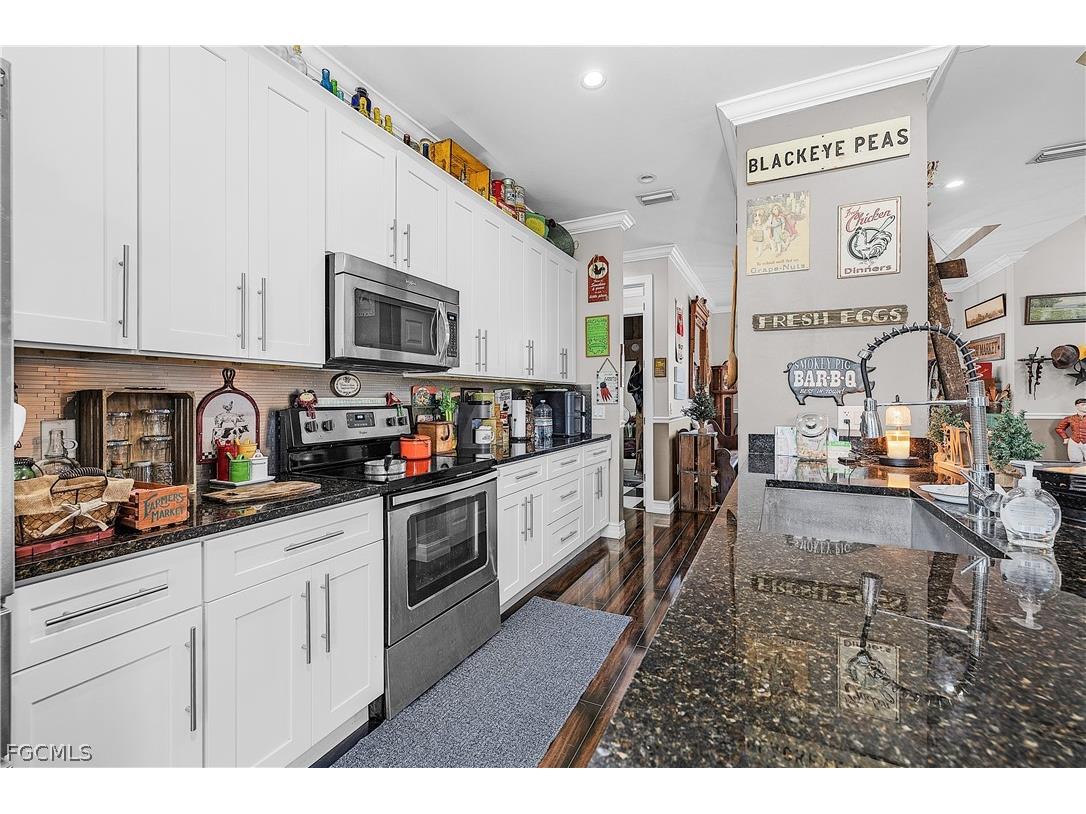 14661 Martin Drive Fort Myers FL 33908 2026012020 image11