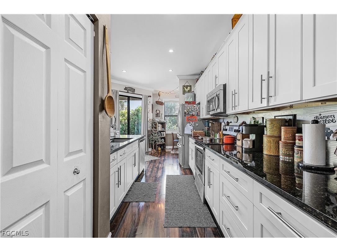 14661 Martin Drive Fort Myers FL 33908 2026012020 image12