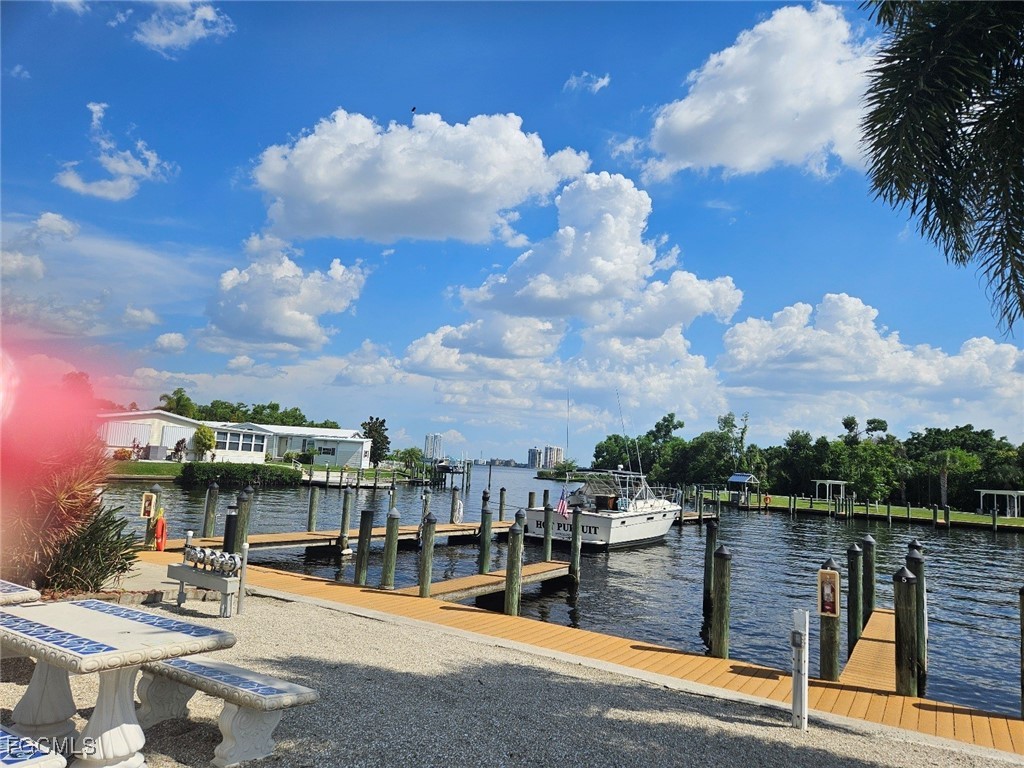 14665 Paul Revere Loop North Fort Myers FL 33917 2025004165 image8