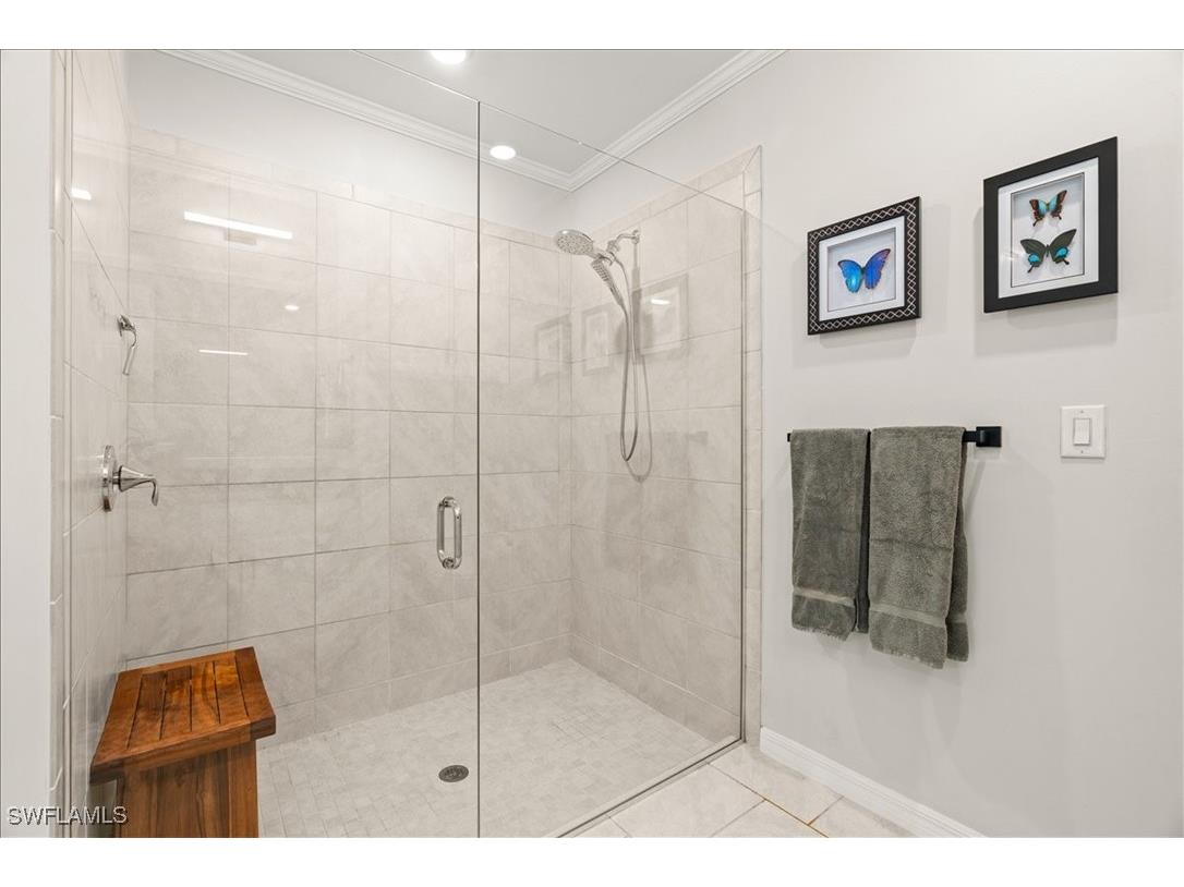 14672 Edgewater Circle Naples FL 34114 225044074 image21