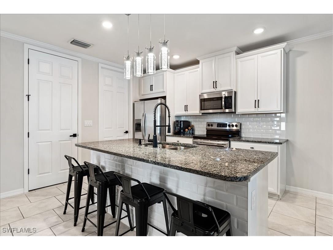 14672 Edgewater Circle Naples FL 34114 225044074 image7