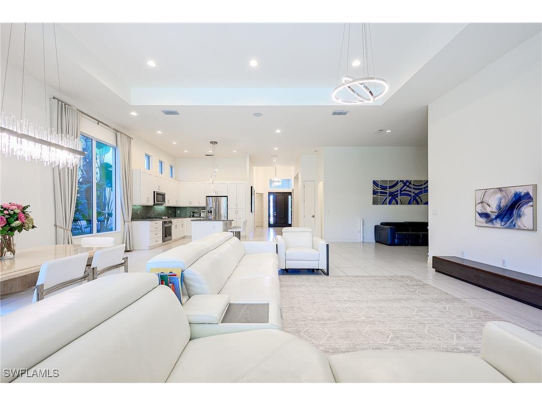 14672 Reserve Lane Naples FL 34109 225079893 image2