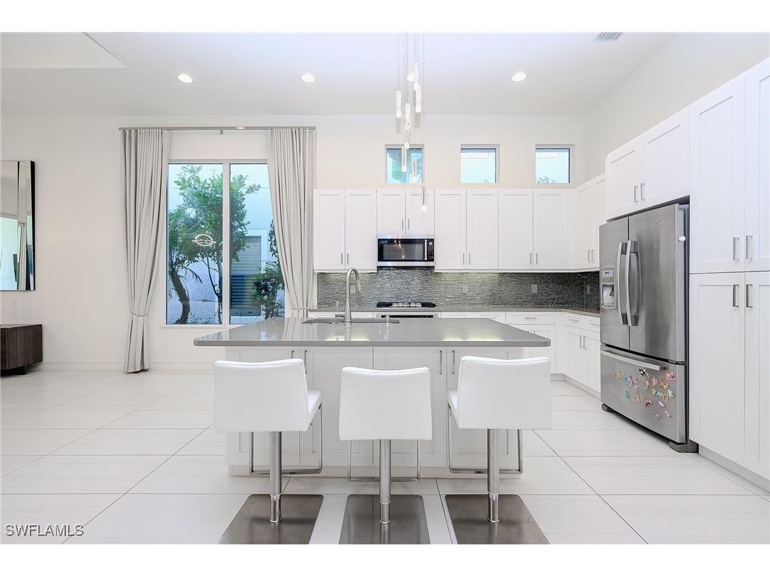 14672 Reserve Lane Naples FL 34109 225079893 image4