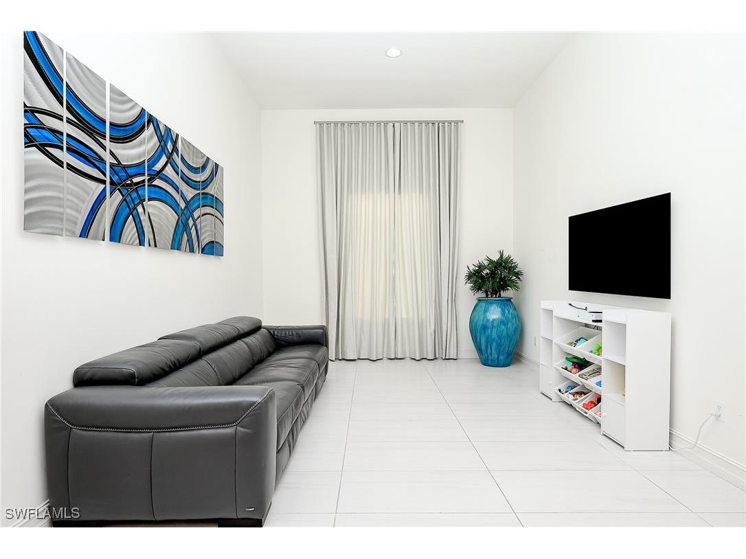 14672 Reserve Lane Naples FL 34109 225079893 image8