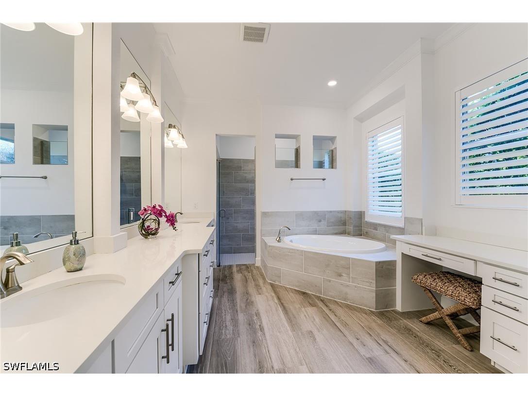 14679 Liesl Court W Naples FL 34109 226020863 image15