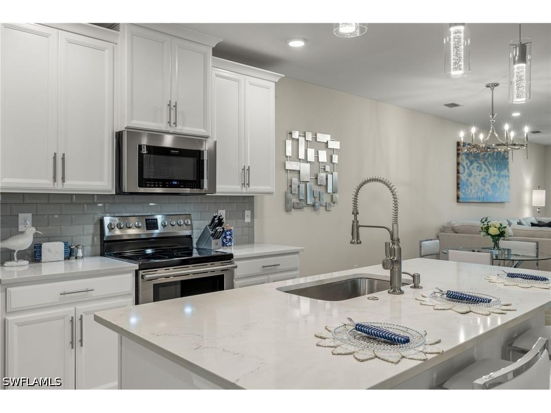 14680 Edgewater Circle Naples FL 34114 226017104 image3