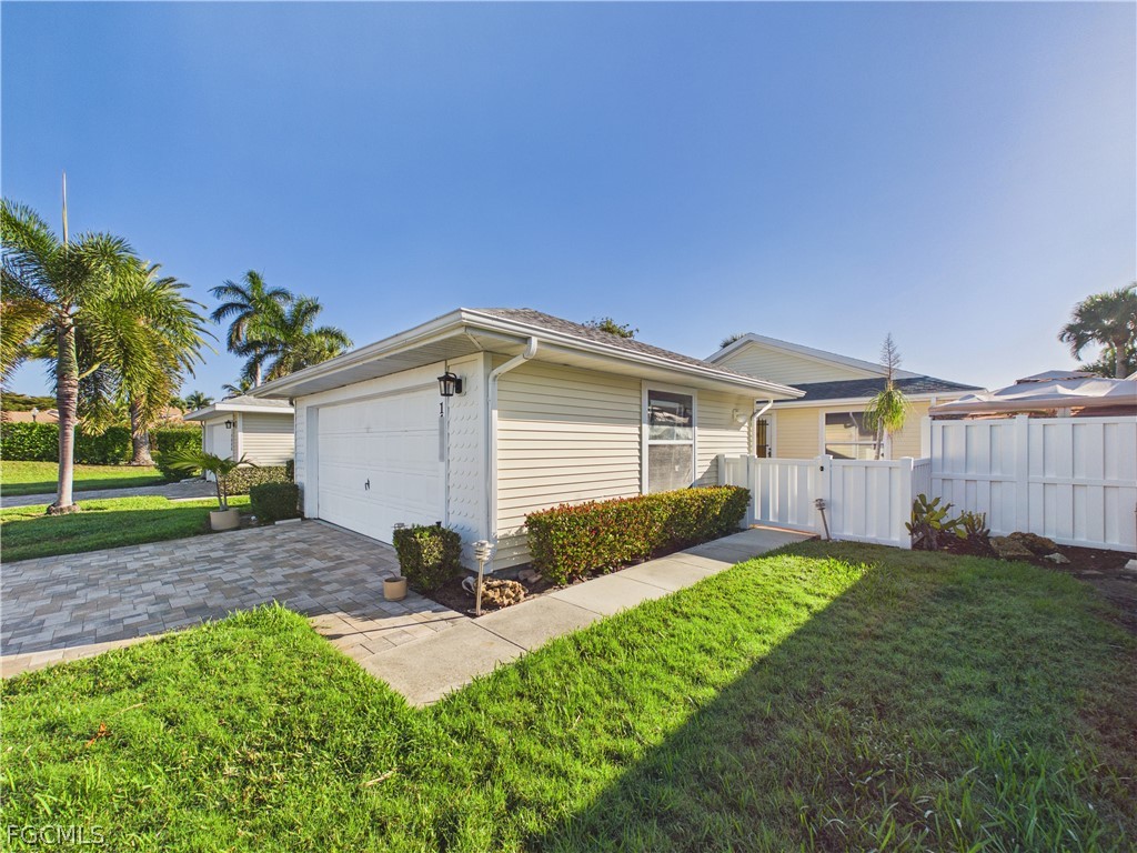 14684 Olde Millpond Court Fort Myers FL 33908 2026012080 image2