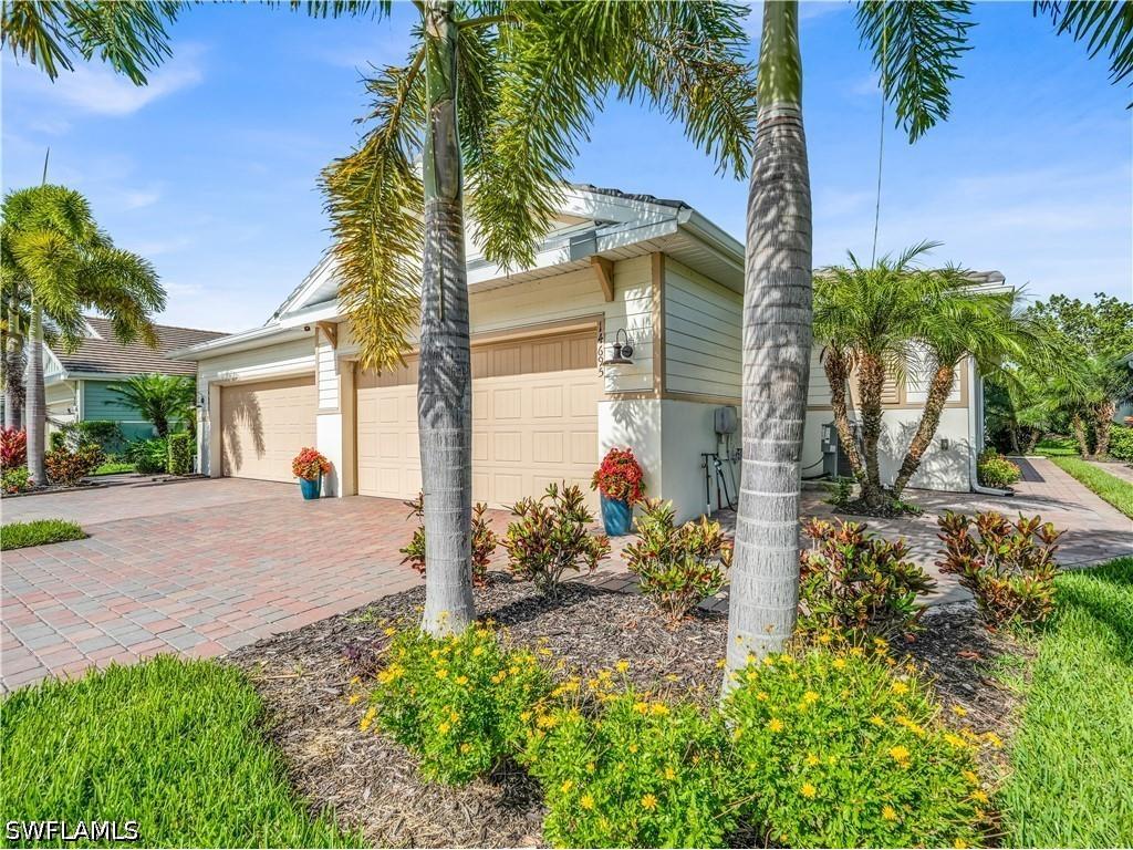 14695 Edgewater Circle Naples FL 34114 226021415 image2