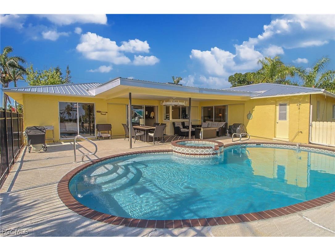 147 Coral Drive Fort Myers FL 33905 2026007980 image13